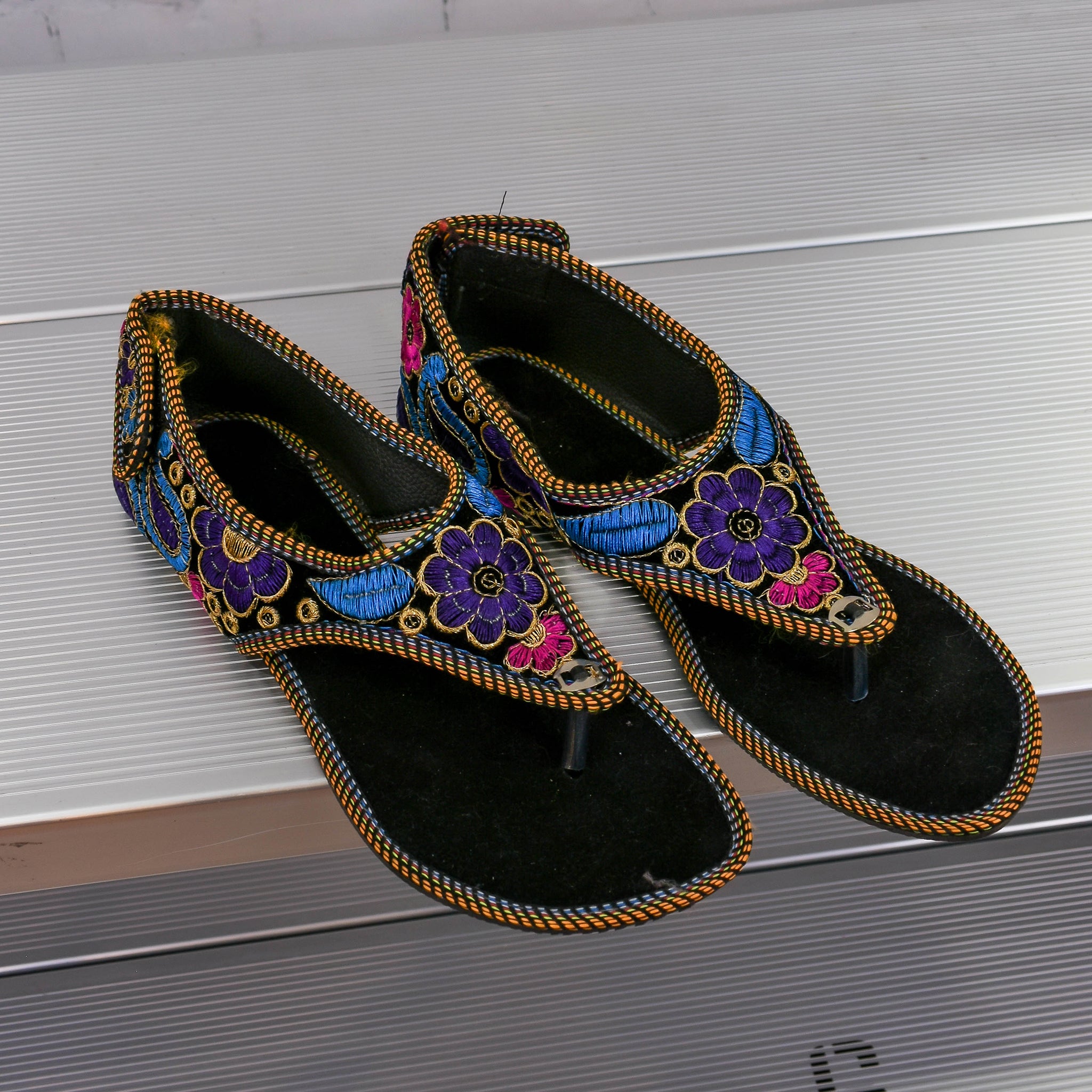 Embroidered Summer Sandals